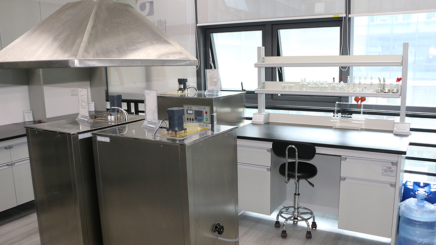 博納檢測在長海現代采購實驗臺